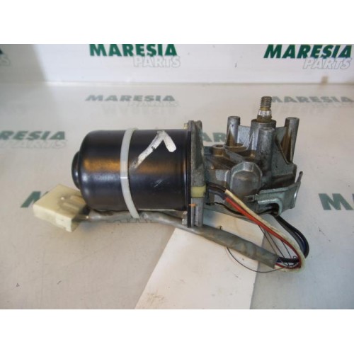 Peugeot - 106 - Front wiper motor