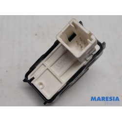 Peugeot - 308 - Electric window switch