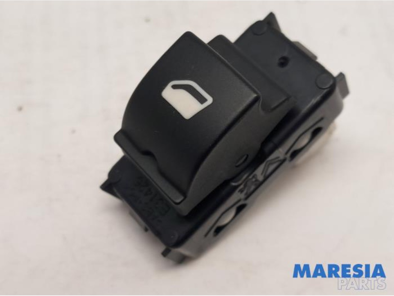Peugeot - 308 - Electric window switch