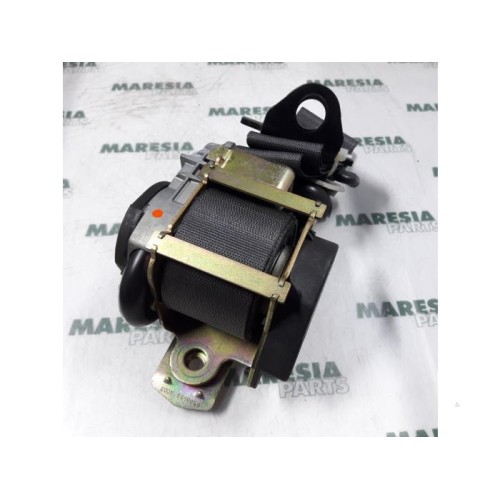 Renault - Laguna - Rear seatbelt, right