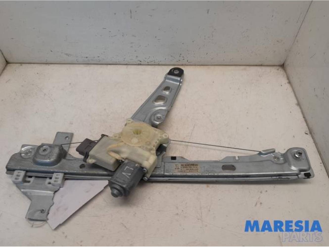 Peugeot - 3008 - Window mechanism 4-door, front left