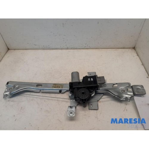 Peugeot - 3008 - Rear door window mechanism 4-door, right