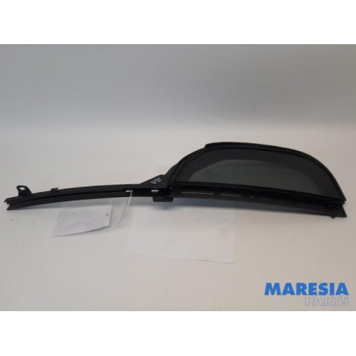 Peugeot - 308 - Rear quarter light, left right