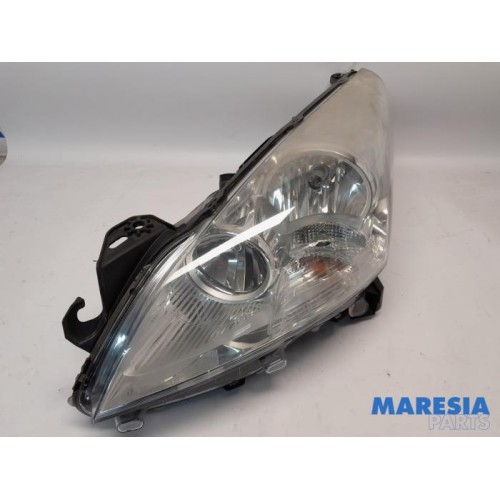 Peugeot - 3008 - Headlight, left