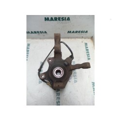 Renault - Clio - Knuckle, front right