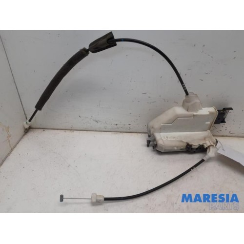 Peugeot - 3008 - Front door lock mechanism 4-door, right