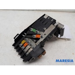 Peugeot - 3008 - Fuse box