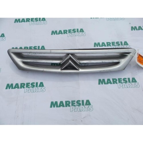 Citroen - Xsara - Grill
