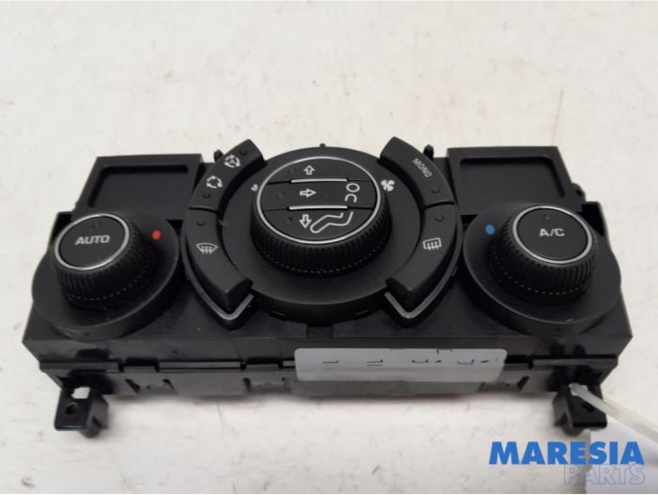 Peugeot - 3008 - Panneau de commandes chauffage