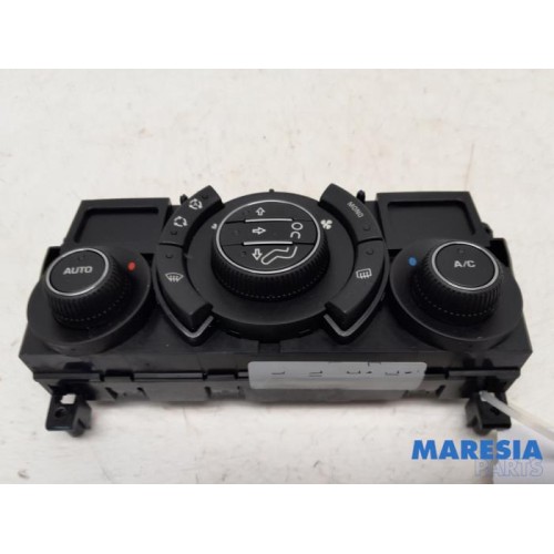 Peugeot - 3008 - Heater control panel