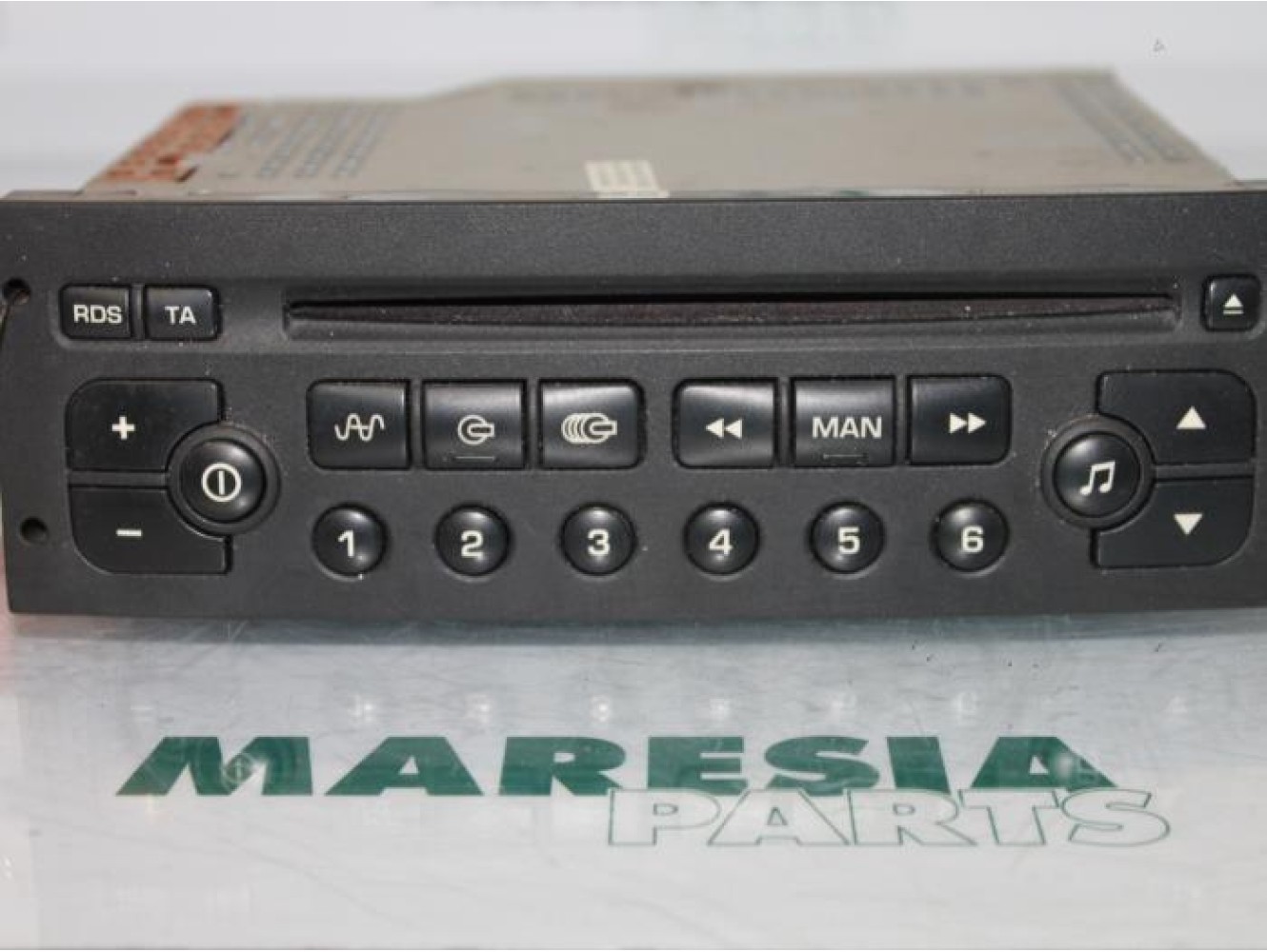Peugeot - 206 - Radio CD player