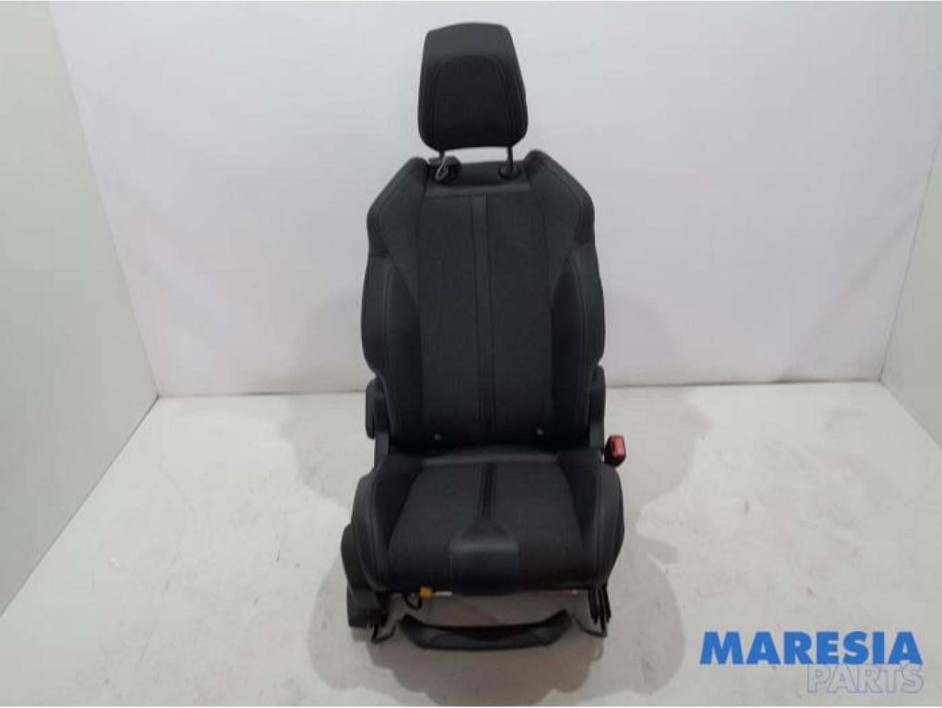 Peugeot - 3008 - Seat, right