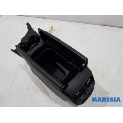 Peugeot - 3008 - Middle console