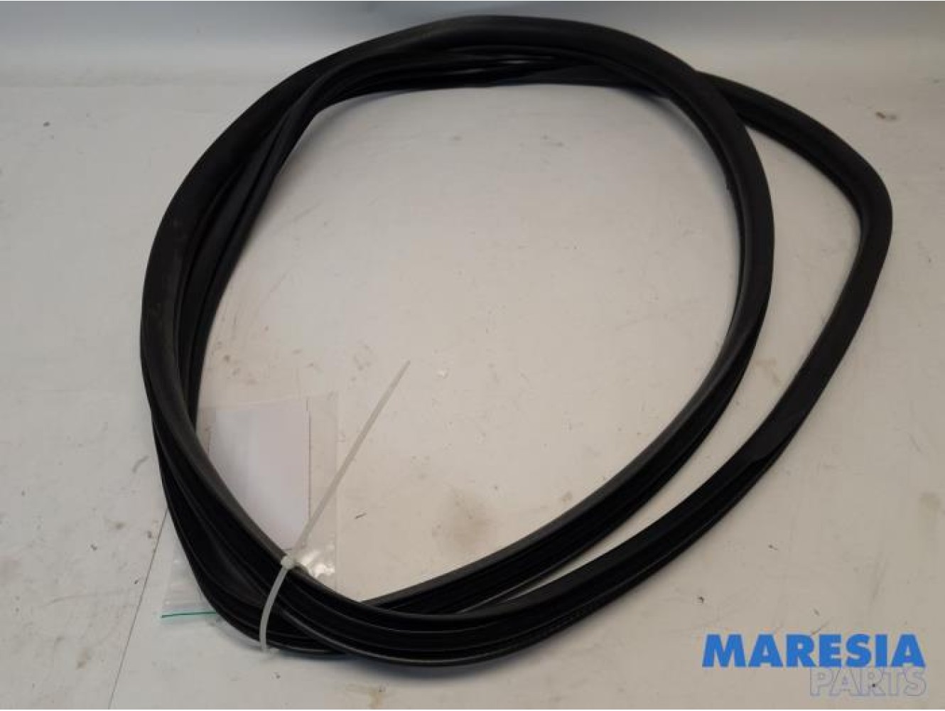 Alfa Romeo - Giulietta - Portierrubber 4Deurs links-voor