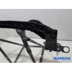 Citroen - DS4 - Front bumper frame