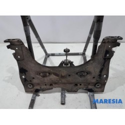 Renault - Clio - Subframe