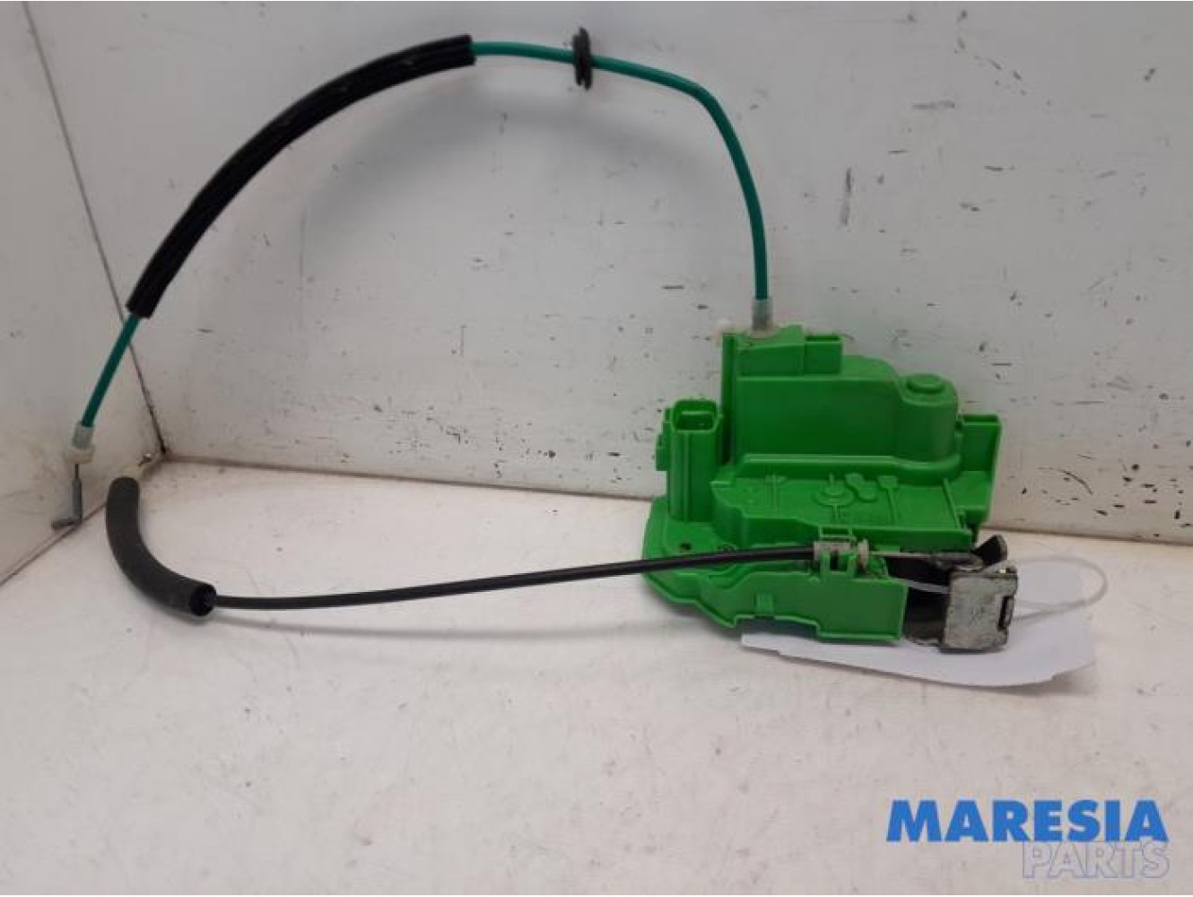 Alfa Romeo - Giulietta - Front door lock mechanism 4-door, right