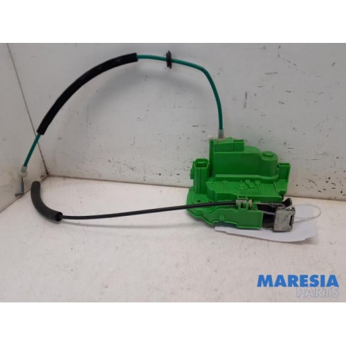 Alfa Romeo - Giulietta - Front door lock mechanism 4-door, right