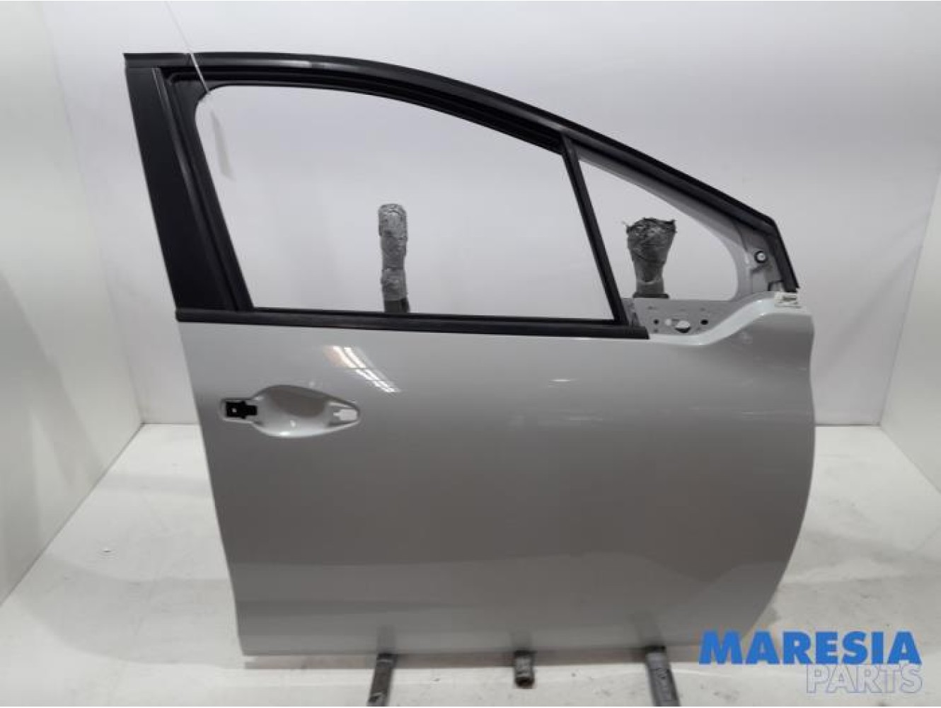 Peugeot - 208 - Portière 4portes avant droite