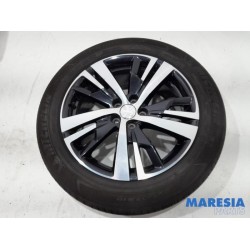Peugeot - 3008 - Sportvelgenset + banden