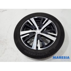 Peugeot - 3008 - Sportvelgenset + banden