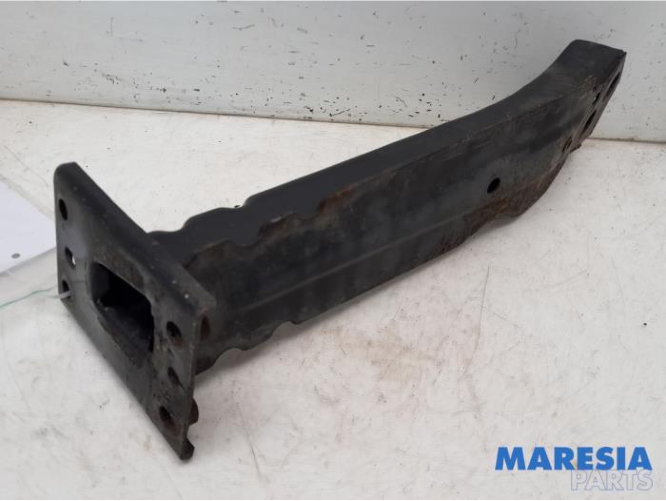 Fiat - 500 - Front wishbone support, right