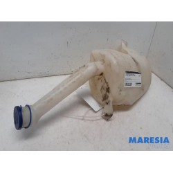 Citroen - Berlingo - Front windscreen washer reservoir
