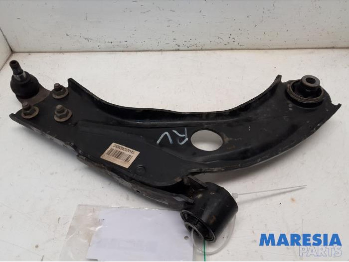 Peugeot - 3008 - Front lower wishbone, right