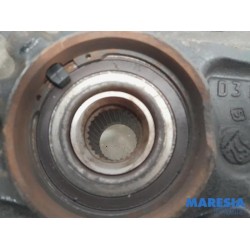Peugeot - 3008 - Knuckle, front right