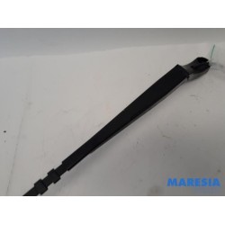 Peugeot - 3008 - Front wiper arm
