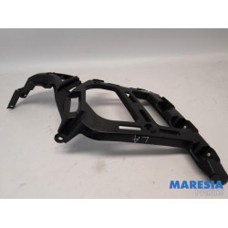 Peugeot - 3008 - Rear bumper bracket central