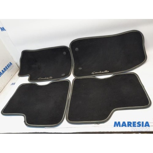 Alfa Romeo - Giulietta - Set of mats