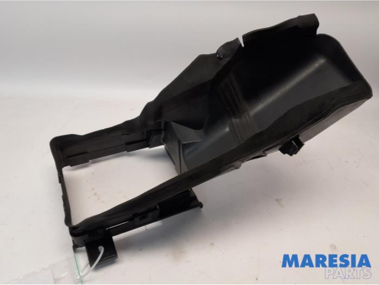 Peugeot - 3008 - Air funnel