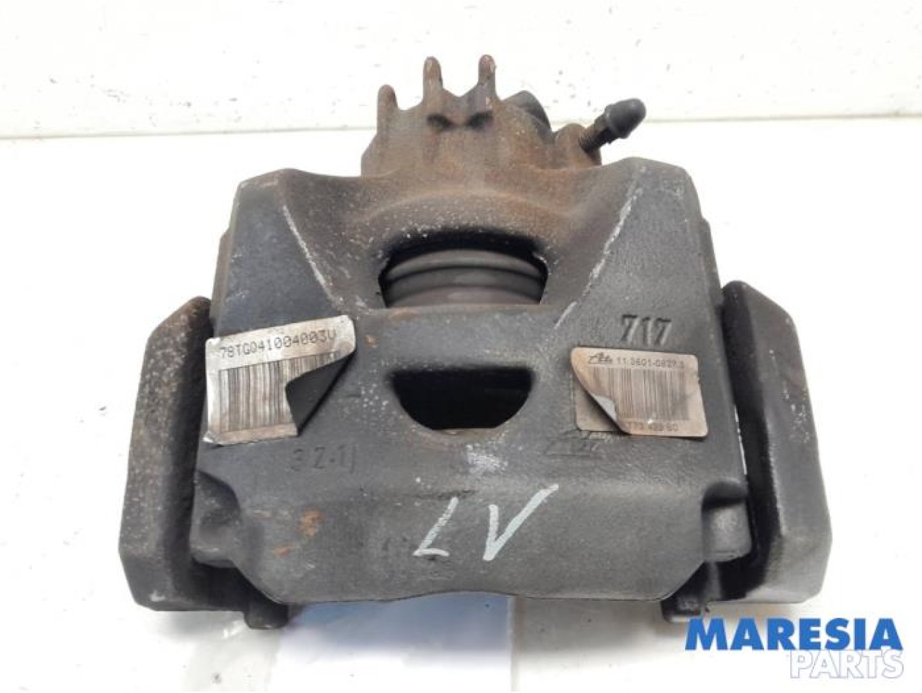 Citroen - DS4 - Front brake calliper, left