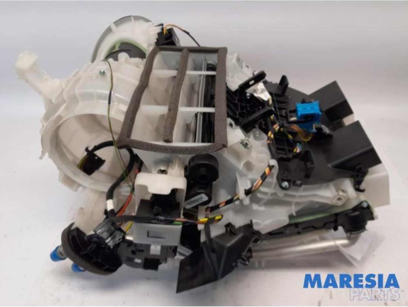 Citroen - DS4 - Heater housing