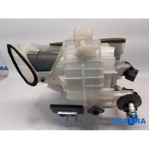 Peugeot - 208 - Heater housing