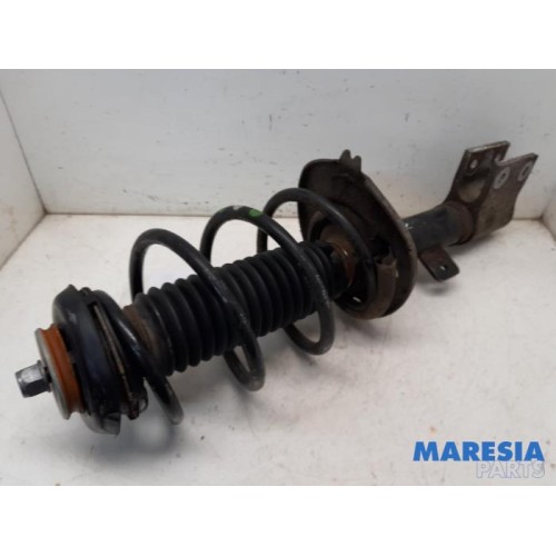 Citroen - DS4 - Front shock absorber rod, right