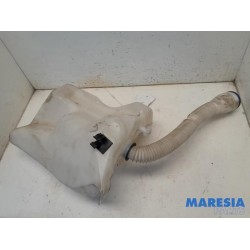 Citroen - DS4 - Front windscreen washer reservoir