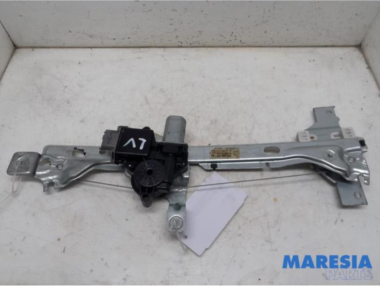 Peugeot - 3008 - Rear door window mechanism 4-door, left
