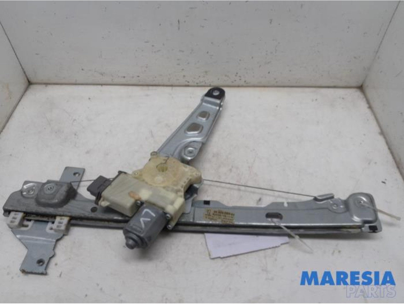 Peugeot - 3008 - Window mechanism 4-door, front left