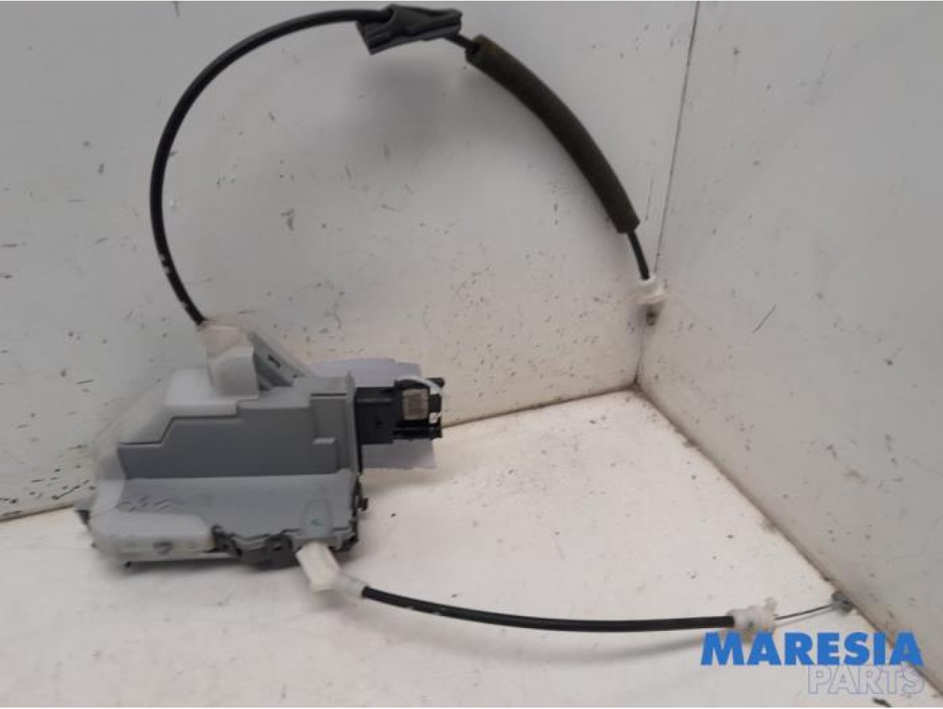 Peugeot - 3008 - Rear door mechanism 4-door, right