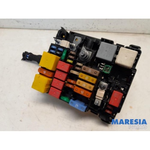 Peugeot - 3008 - Fuse box