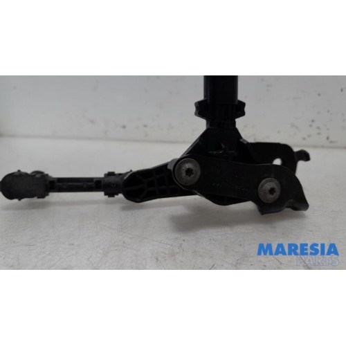 Peugeot - 3008 - Xenon height adjustment