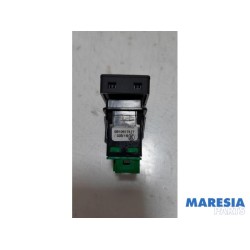 Peugeot - 3008 - Switch