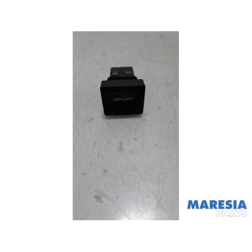 Peugeot - 3008 - Switch