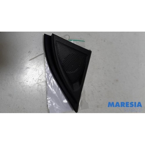 Peugeot - 3008 - Tweeter