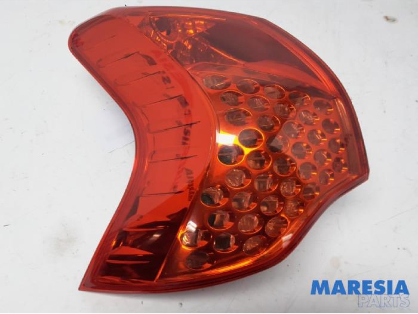 Peugeot - 3008 - Taillight, left