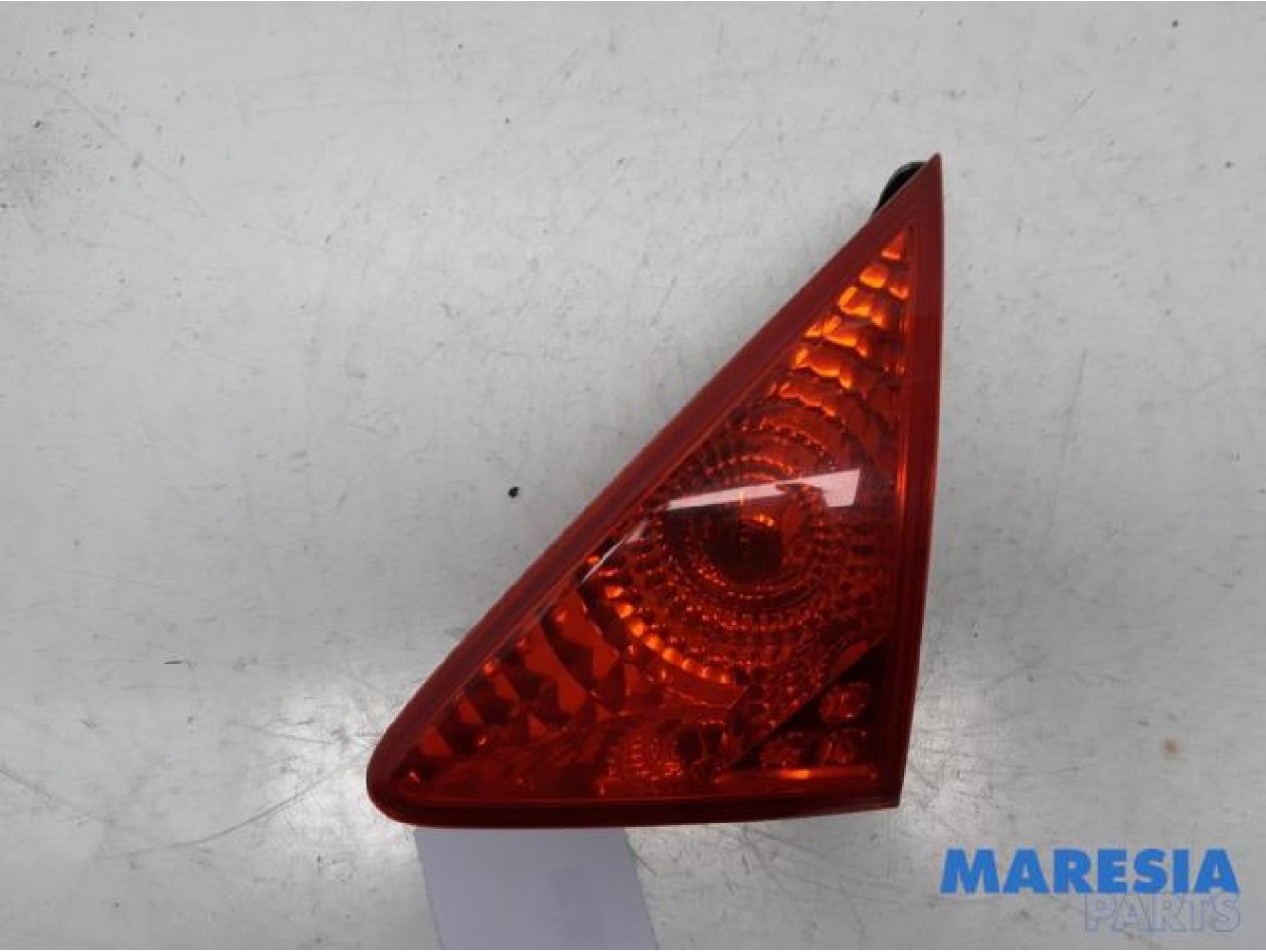 Peugeot - 3008 - Taillight, right
