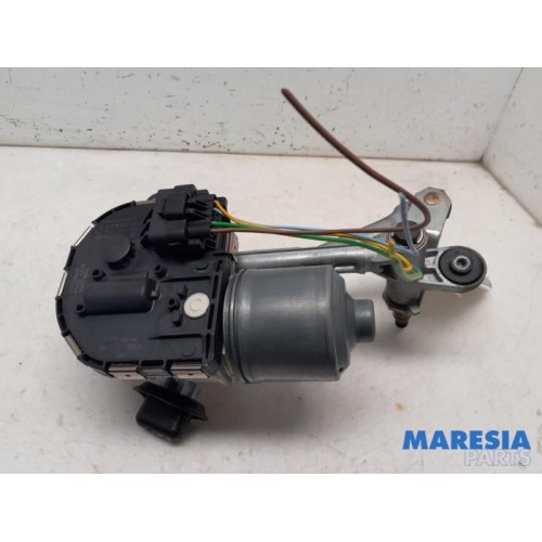 Peugeot - 3008 - Front wiper motor