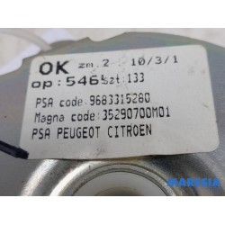 Peugeot - 3008 - Scharnier Heckklappe